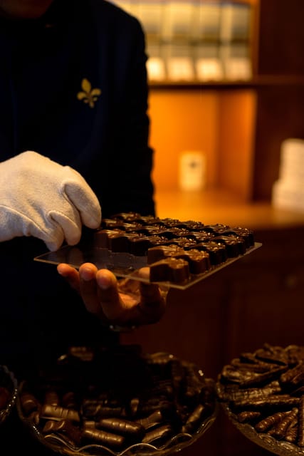 Paris: Gastronomy & Wine Tour by a Culinary School - Itinerary and Activities
