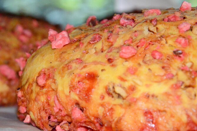 Paris Gourmet Food and Louvre Museums Guided Tour in 1 Day - Traveler Feedback