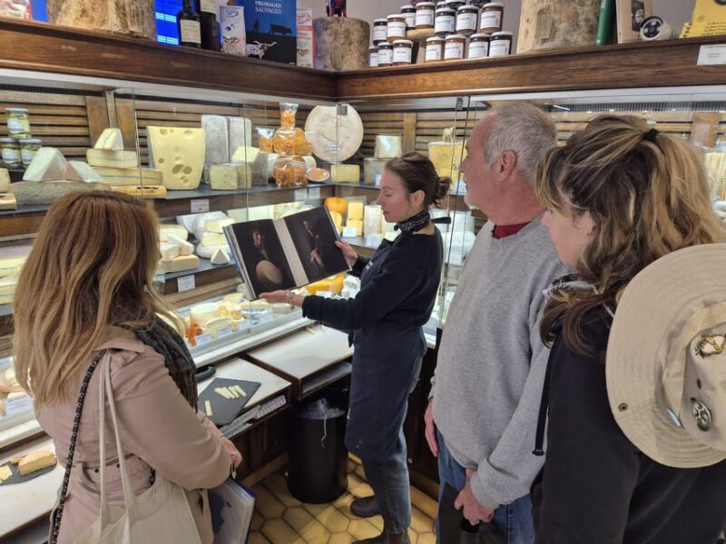 Paris Gourmet: Food Tour in South Montmartre - Customer Feedback