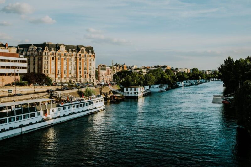 Paris - Gourmet Lunch, Cruise & Afternoon Dance - Key Points
