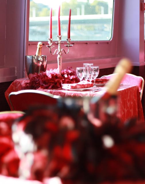 Paris - Gourmet Lunch, Cruise & Afternoon Dance - Highlights and Activities