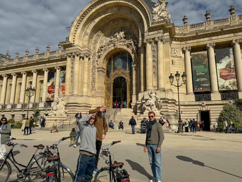 Paris: Guided Bike or E-Bike Tour to 25 City Highlights - Included Amenities