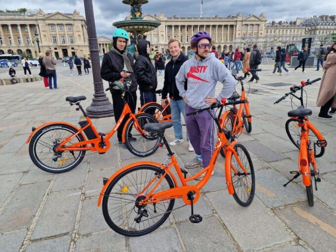 Paris: Guided Bike or E-Bike Tour to 25 City Highlights - Tour Duration and Distance