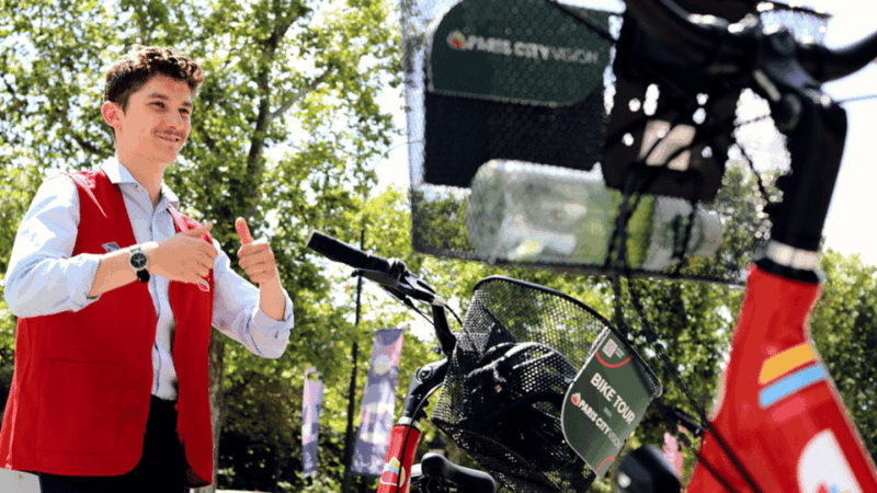 Paris Guided Bike Tour - Starting Point and Duration
