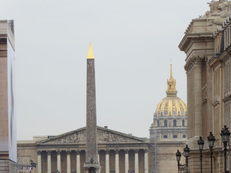 Paris: Guided Outdoor Walking Escape Game - Frequently Asked Questions