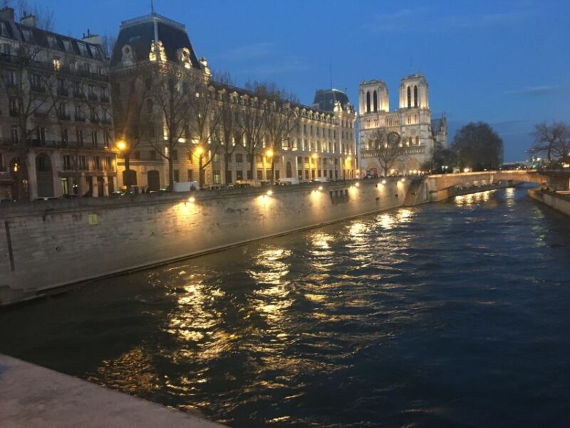 Paris: Happy Hour Evening Cruise on the Seine River - Boarding Information