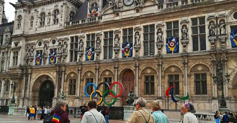 Paris: Highlights Walking Tour With an Lgbtq+ Perspective - Discovering LGBTQ+ History