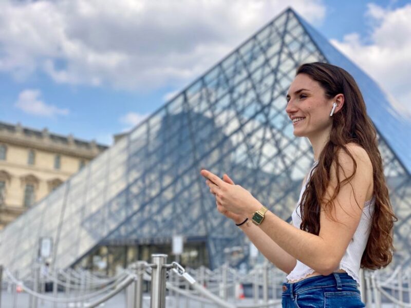 Paris: Hop-On Hop-Off Bus Tour With Self-Guided Walking Tour - Meeting Point and Boarding