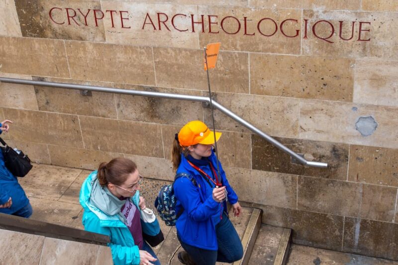 Paris: Île De La Cité and Notre Dame Walking Tour With Crypt - Itinerary Highlights
