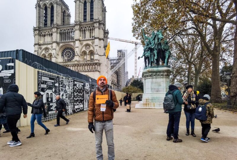 Paris: Île De La Cité and Notre Dame Walking Tour With Crypt - Important Information