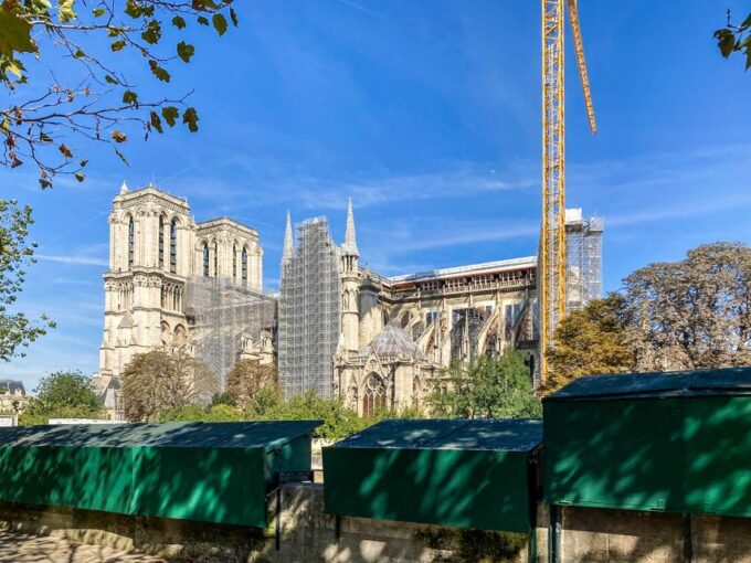 Paris: Île De La Cité and Notre Dame Walking Tour With Crypt - Customer Reviews