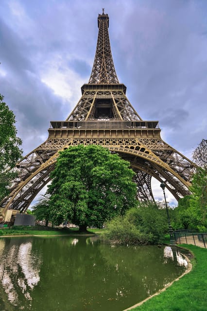 Paris: Illumination Bus Tour - Iconic Landmarks Illuminated