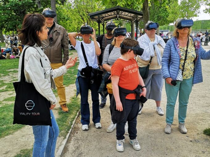 Paris : Immersive Eiffel Tower Tour With Virtual Reality - Frequently Asked Questions