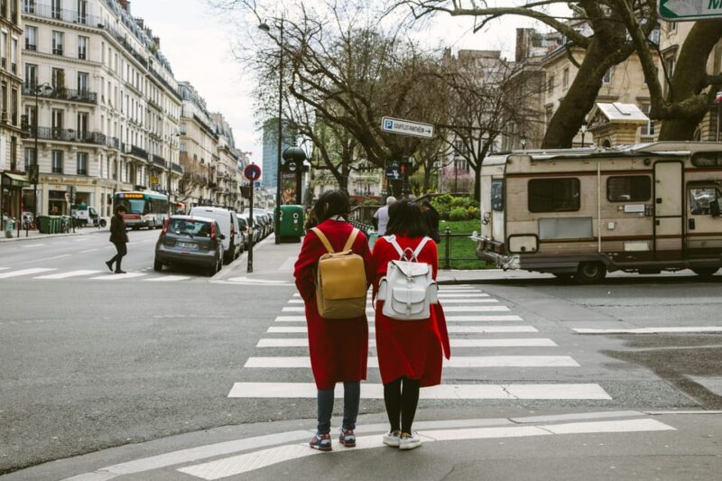 Paris in Winter: 3 Days of Adventure With a Local Guide - Discovering the Charm of Le Marais