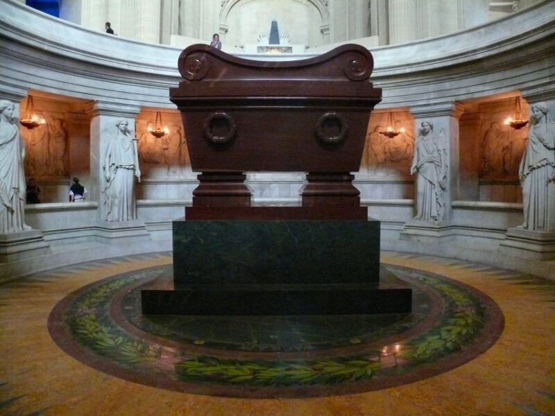 Paris: Invalides Dome - Skip-the-Line Guided Museum Tour - Napoleons Tomb and the Cathedral