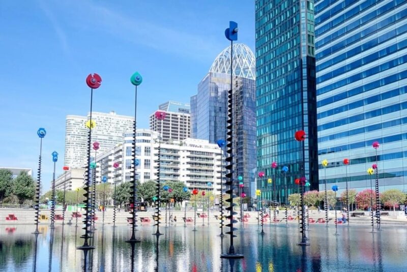 Paris: La Défense Modern District Walking Tour - Urbanization Project in the 1960s