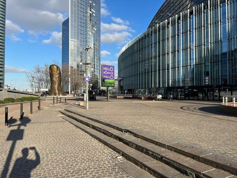 Paris: La Défense Modern District Walking Tour - Booking and Reservation Options