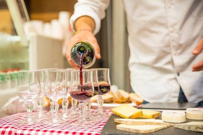 Paris Le Marais District Original Food and Wine Tasting Tour - Meeting and Pickup