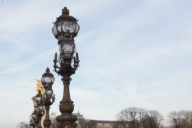 Paris Le Marais Historical Walking Tour With Wine and Cheese Tasting - Landmarks of Le Marais Neighborhood