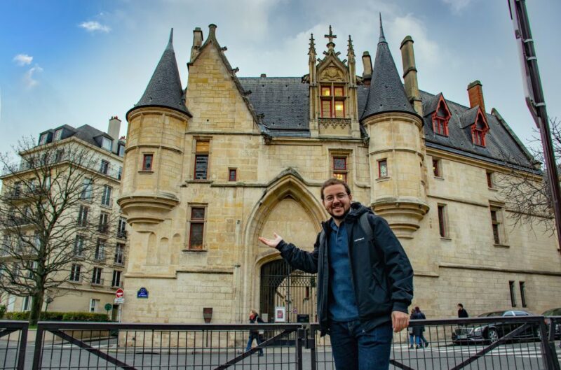 Paris Le Marais Walking Tour: Small Group Experience - Booking and Meeting Information