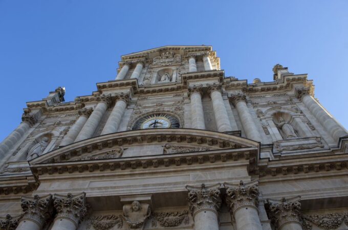 Paris Le Marais Walking Tour: Small Group Experience - Exploring Le Maraiss Trendiest Neighborhood