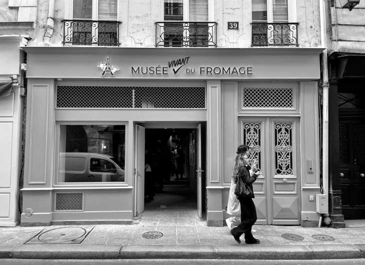 Paris: Living Cheese Museum Guided Tour With Cheese Tasting - Cheese Tasting Experience