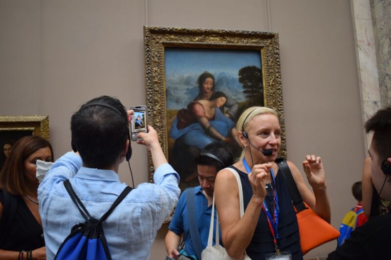 Paris: Louvre Masterpieces Tour With Pre-Reserved Tickets - Expert Certified Guide