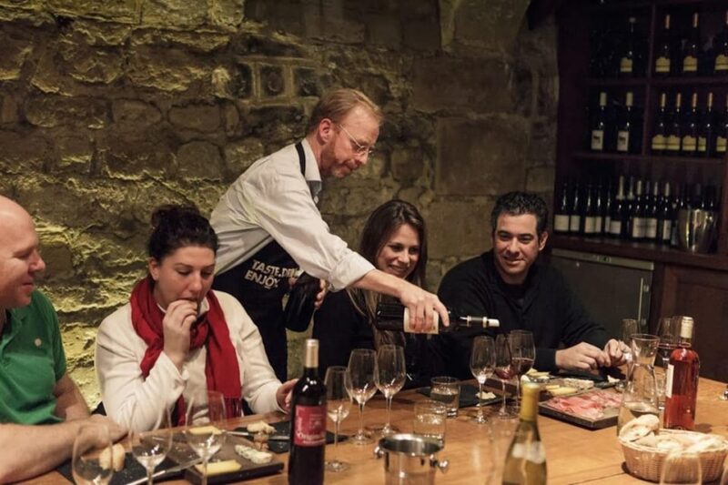 Paris: Louvre Museum Guided Tour With Wine & Cheese Tasting - Uncover the History and Stories Behind the Art