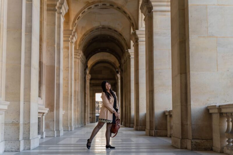 Paris: Louvre Photoshoot or Seine Bridges Eiffel Tower Walk - Customizing Your Photoshoot Experience