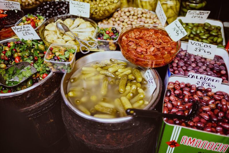 Paris: Luxury Food Tour With Degustations in Le Marais - French Cheese and Cured Meats
