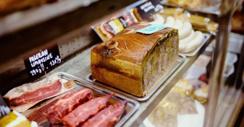 Paris: Luxury Food Tour With Degustations in Le Marais - Freshly Baked Breads and Pastries