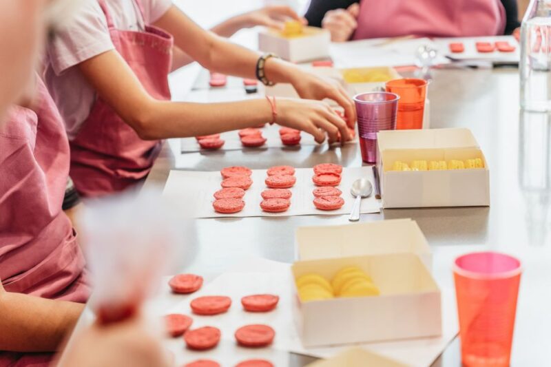 Paris: Macarons Cooking Class With Pâtisserie Chef Noémie - Class Details