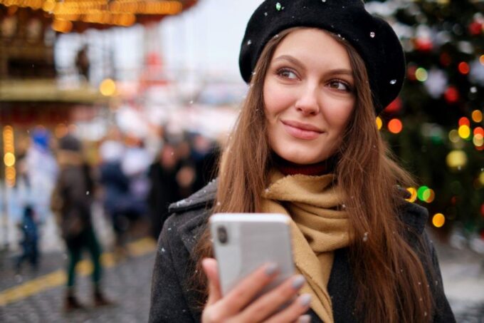 Paris: Magical Christmas Walk In-App Audio Tour in English - Tuileries Fun Fair Attractions