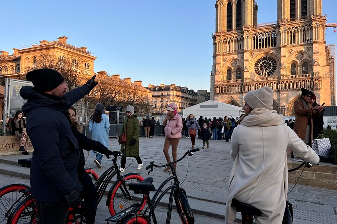 Paris Main Sights Bike Tour - Child-Friendly Accommodations