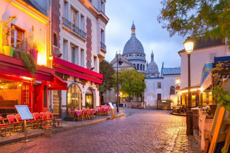 Paris Montmartre in 1 Day: Walking Tour With Digital Guide - Group Discounts and Accessibility