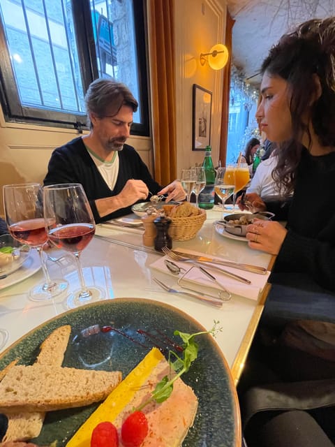 Paris: Montmartre Private Food Tour With Transfers and Guide - Key Points