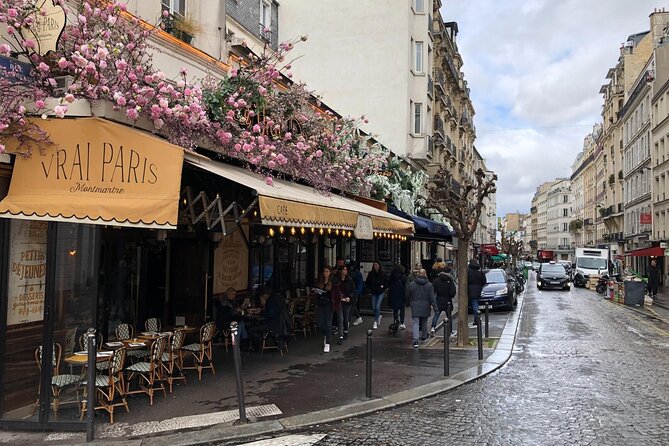 Paris Montmartre Private Walking Tour - Best Art, Culture, Food - Artistic Atmosphere of Montmartre