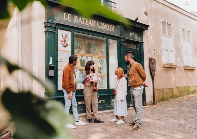 Paris: Montmartre Semi-Private Walking Tour - Booking and Cancellation Details