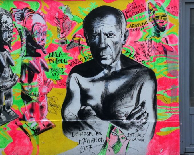 Paris: Montmartre Street Art Tour With an Artist - Tour Duration and Meeting Point