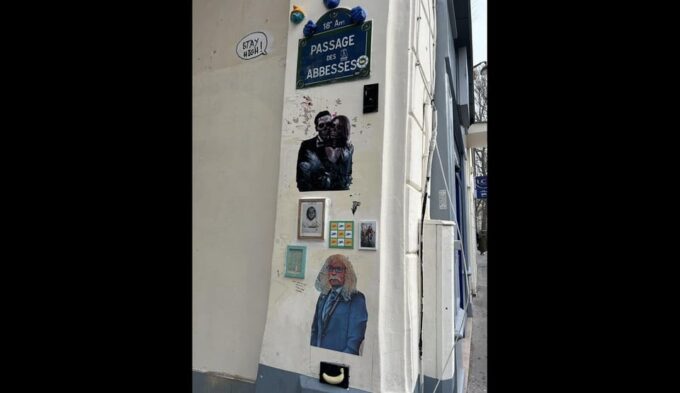 Paris: Montmartre Tour With Sacré-CœUr (Wine Tasting Option) - What to Bring and Wear