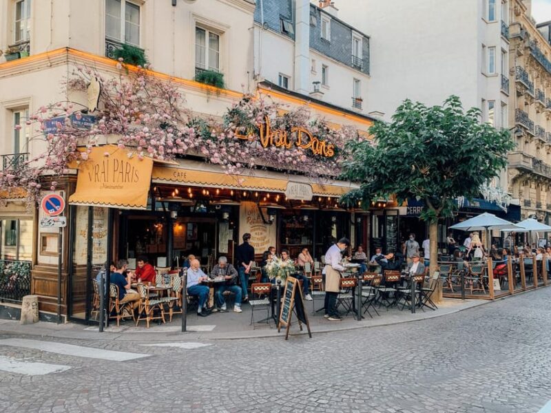 Paris: Montmartre Walking Tour With a Guide - Important Information