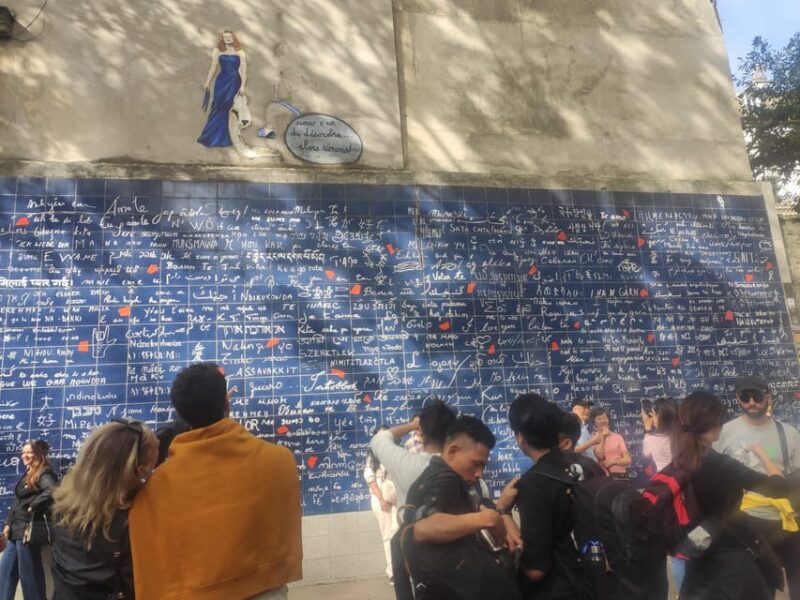 Paris: Montmartre Walking Tour With a Local Guide - Experience and Learning