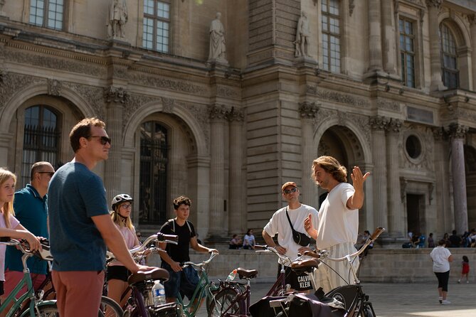 Paris Monuments Small Group Bike Tour - Meeting Location and Transportation