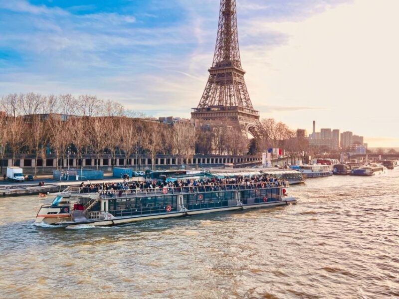 Paris: Morning Seine Cruise With French Breakfast - Meeting Point