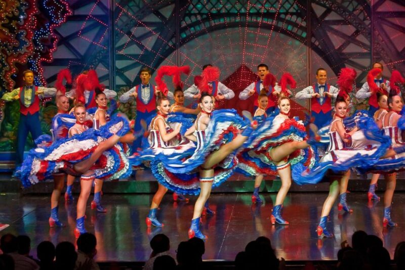 Paris: Moulin Rouge Cabaret Show Ticket With Champagne - Musical Performance