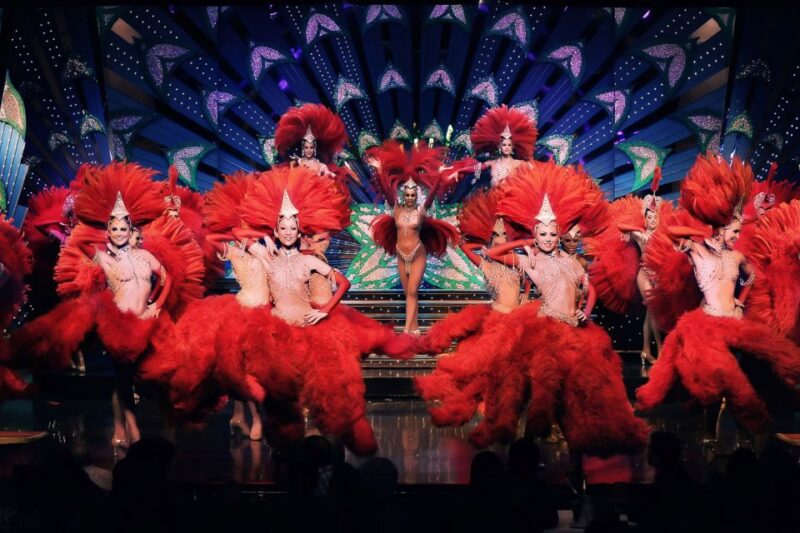 Paris: Moulin Rouge Cabaret Show Ticket With Champagne - Inclusions