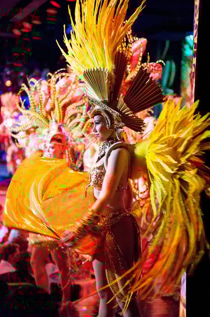 Paris: Moulin Rouge Dinner Show, Champagne, and Transport - Frequently Asked Questions