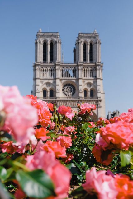 Paris: Notre Dame Exterior Walking Tour With Sainte Chapelle - Itinerary Highlights