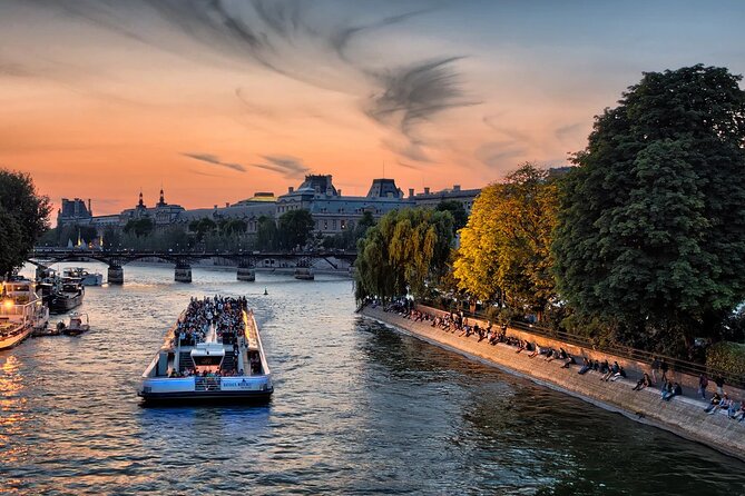Paris - One Hour Seine River Cruise With Recorded Commentary - Cruise Duration and Schedules