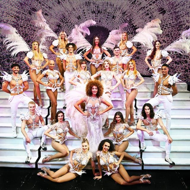 Paris: Paradis Latin Cabaret Show With Optional Champagne - Dress Code and Restrictions